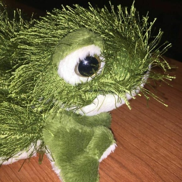 - Webkinz Green Gecko Stuffed Animal Plush Toy - Picture 1 of 7
